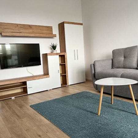 Central Riverfront Apartment 부쿠레슈티 외부 사진