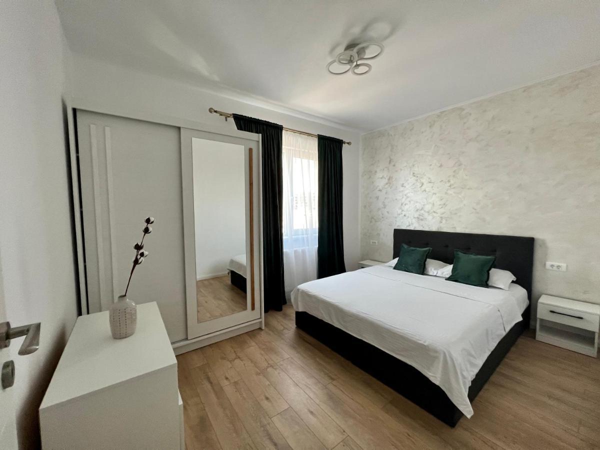 Central Riverfront Apartment 부쿠레슈티 외부 사진